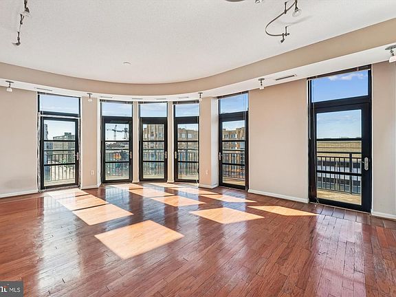 2nd image of 1390 Kenyon St NW Condo 717