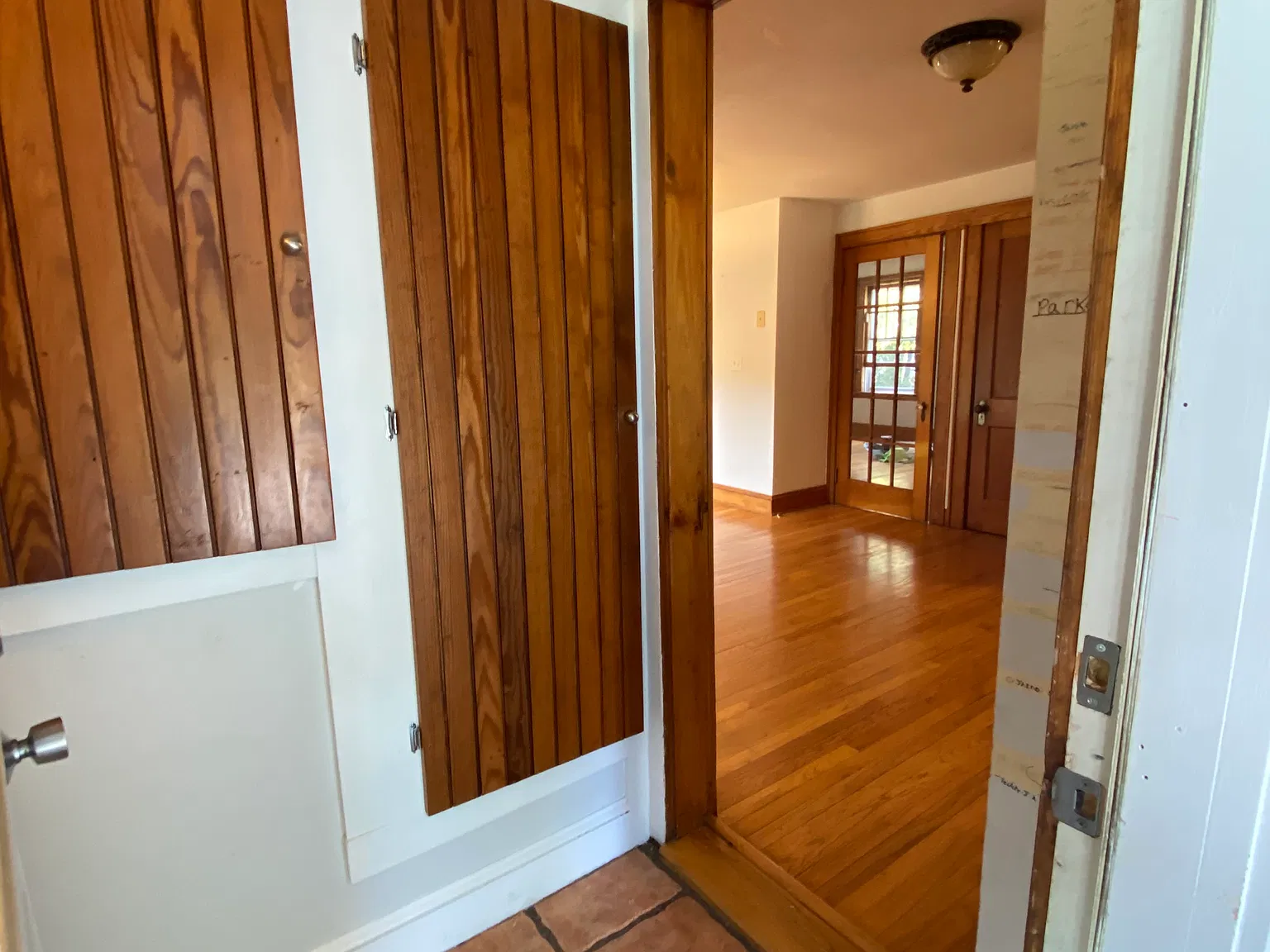 3 bed, 1.5 bath, 1500 sqft, $3,200 — Photo 2
