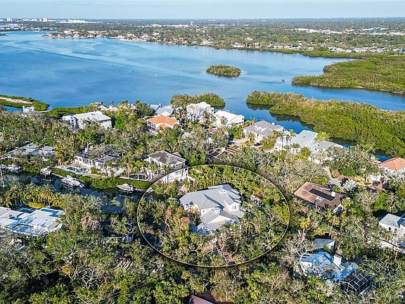 3rd image of 5309 Hidden Harbor Rd