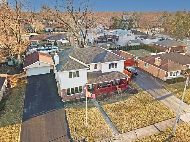 5831 W 109th St — Photo 3