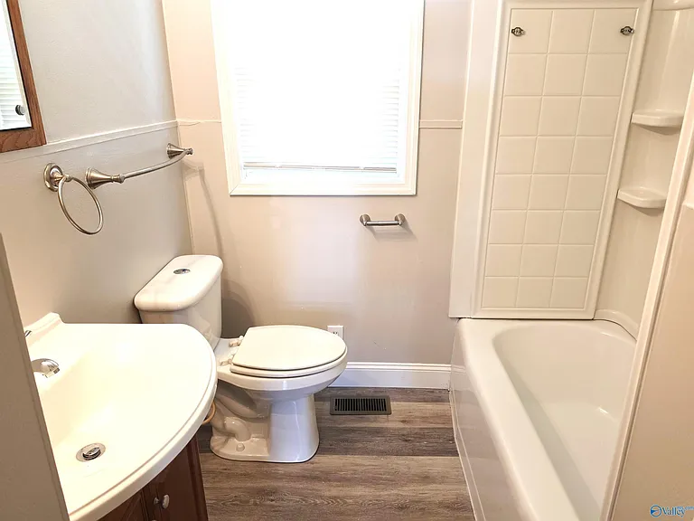 507 Redbud Dr NW — Photo 11
