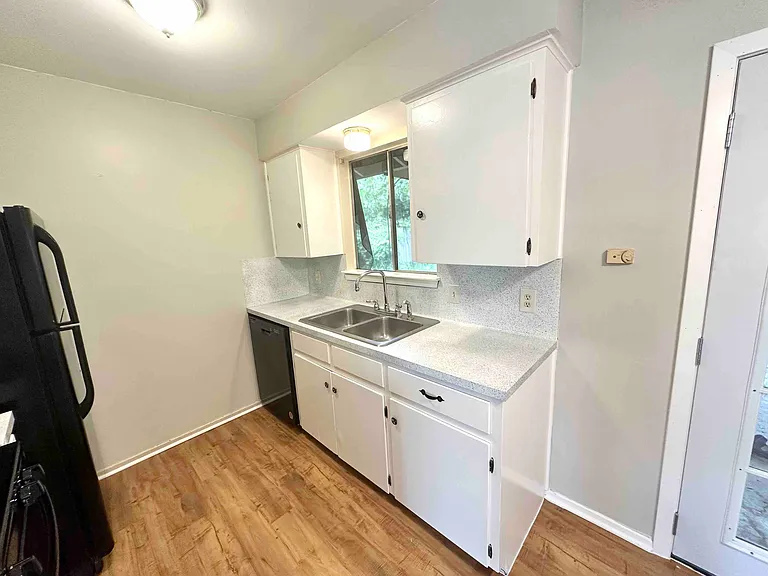 8109 Georgian Dr #A — Photo 5