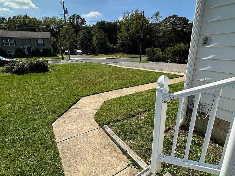 230 Laurel Ave — Photo 24