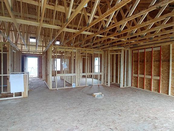 4th image of 957 Dreamfield Dr SE