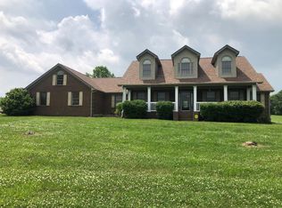 497 Carl Stevens Rd, Cynthiana, KY 41031