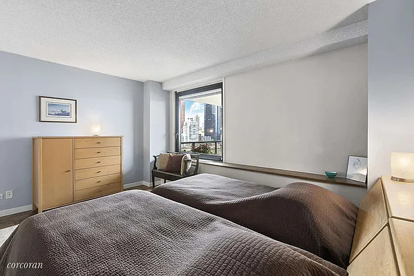 Sold by Corcoran | media 6