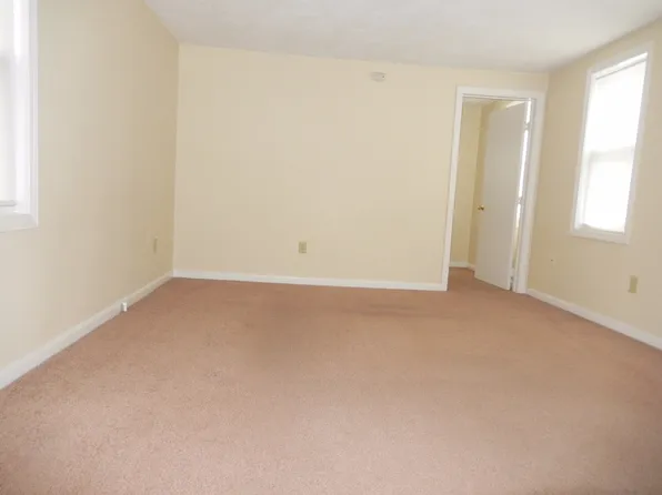 636 Main St #2, Weymouth, MA 02190