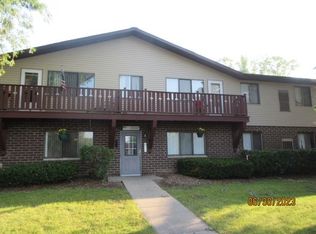 N111W15621 Vienna Ct, Germantown, WI 53022