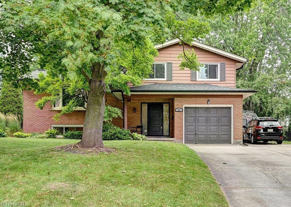 1st image of 163 Chelford Cres
