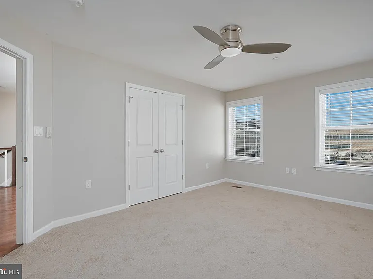 412 Woodcrest Dr SE #412B — Photo 34