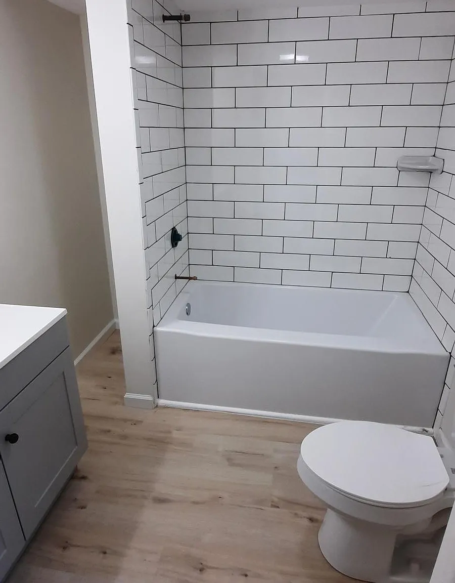 2 bed, 1000 sqft, $1,595 — Photo 1