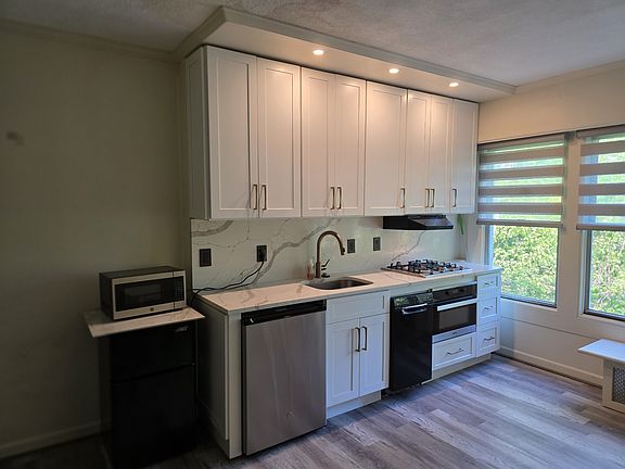 5th image of 2500 Q St NW APT 308