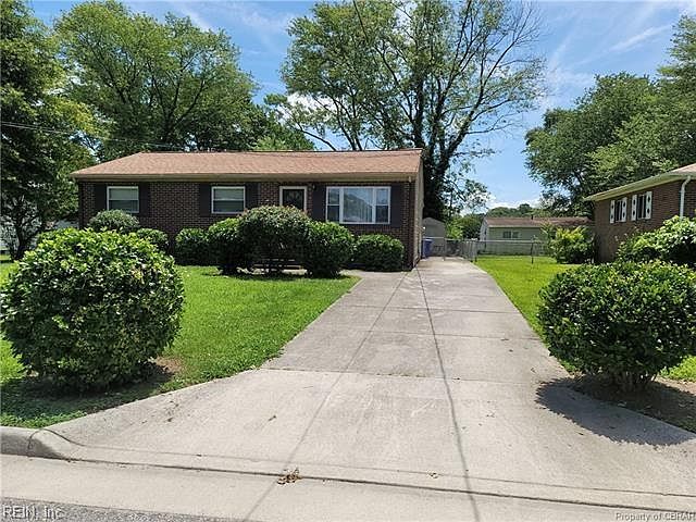 1st image of 122 Delmar Ln