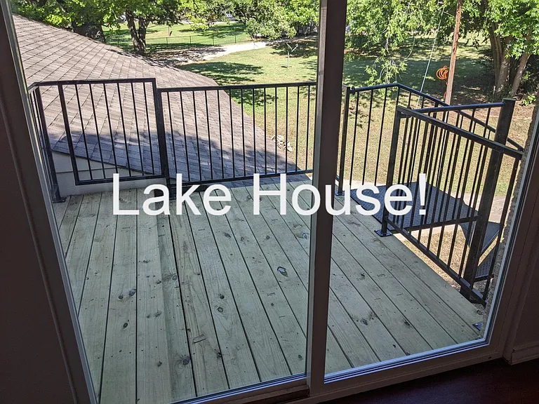 7464 Love Cir — Photo 26