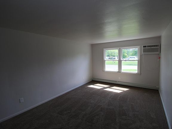 5th image of 11125 Youngstown Pittsburgh Rd APT 4