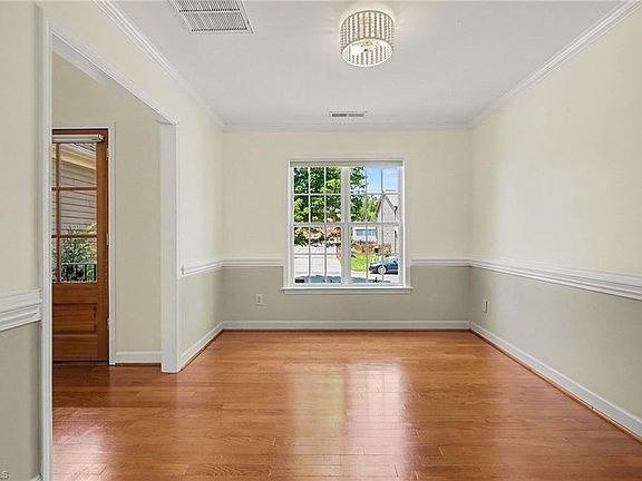 4th image of 1644 Finwick Dr