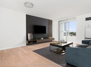 330 McCowan Rd #501, Toronto, ON M1J3N3