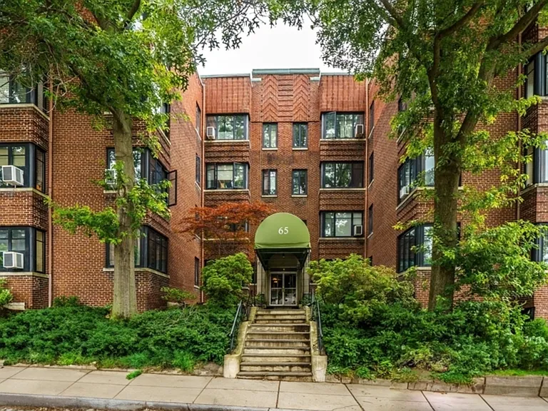 65 Strathmore Rd #21 — Photo 29