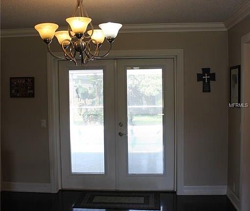 3rd image of 942 W Heron Cir