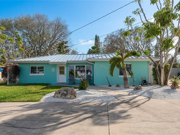 2010 Bayview Pl, Indian Rocks Beach, FL 33785