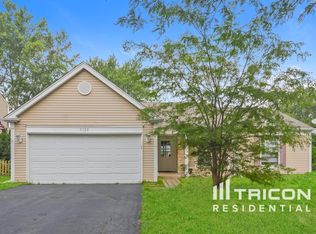 3122 Eugene Ln, Aurora, IL 60504