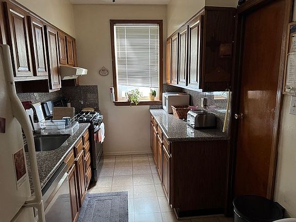 5th image of 355 85th St