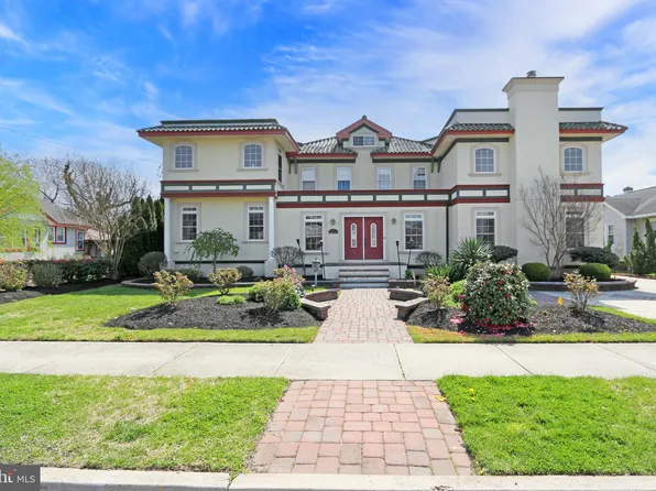 208 Toulon Ave, Egg Harbor Township, NJ 08234
