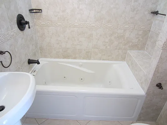 Rented by Aguayo & Huebener Brooklyn | media 1