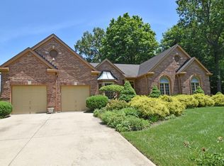 112 Shingle Oak Dr, Loveland, OH 45140