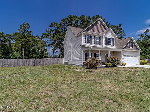 4th image of 101 Plainfield Drive