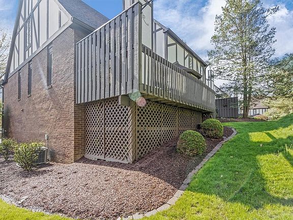 2nd image of 407 Forest Highlands Dr
