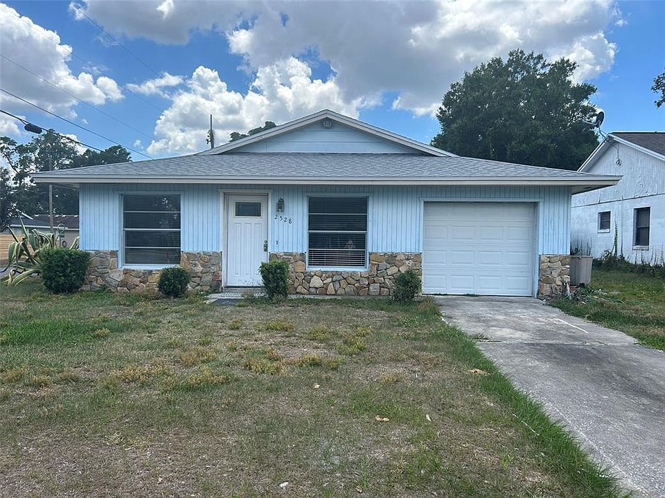 1st image of 2528 PEEL AVENUE