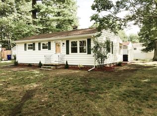 5 Wood End Rd, Springfield, MA 01118
