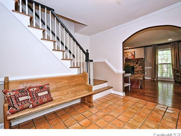 2nd image of 6532 Brookfield Pl