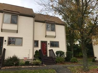 176 Suffolk Ct, Meriden, CT 06450