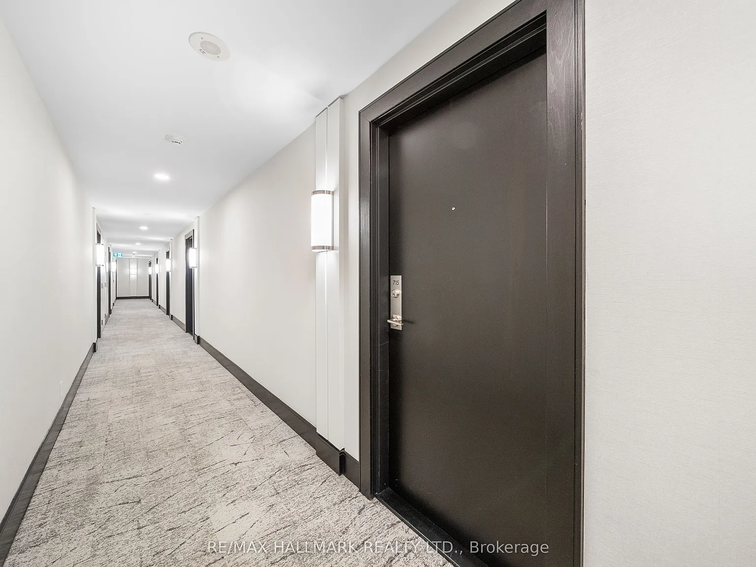 2 bed, $2,700 — Photo 4