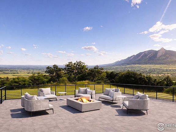 3rd image of 5648 Baseline Rd