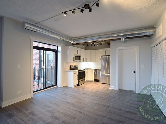 4th image of 7645 N Sheridan Rd Unit 311