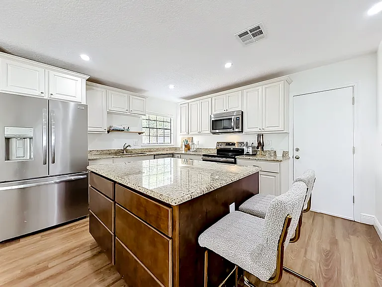 267 W Sabal Palm Pl — Photo 6