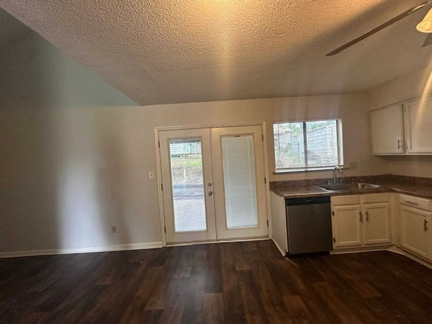 30 Rosewood Court — Photo 4