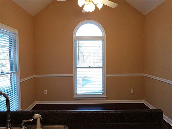 4th image of 4260 Riverlake Way