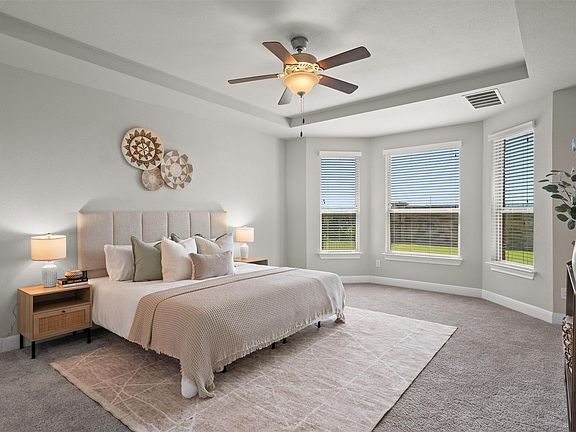 4th image of 3241 Aurelia Ln