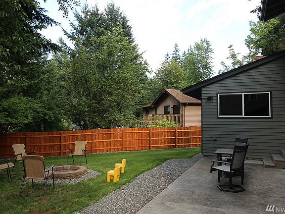 4th image of 2150 NE Lexington Dr