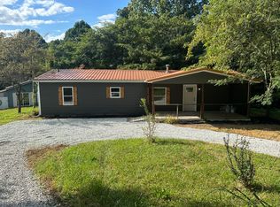 1238 S Haslers Rd, Bloomfield, IN 47424