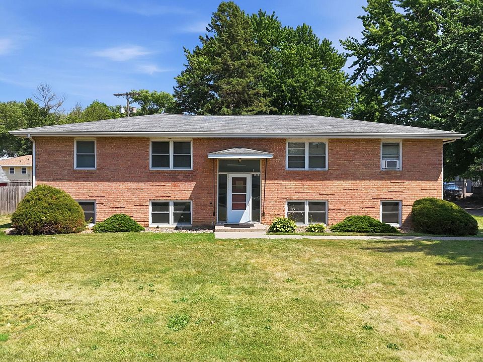 1st image of 3485 Lester Ave