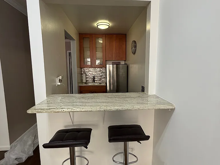 114 Suffolk St #1B — Photo 6