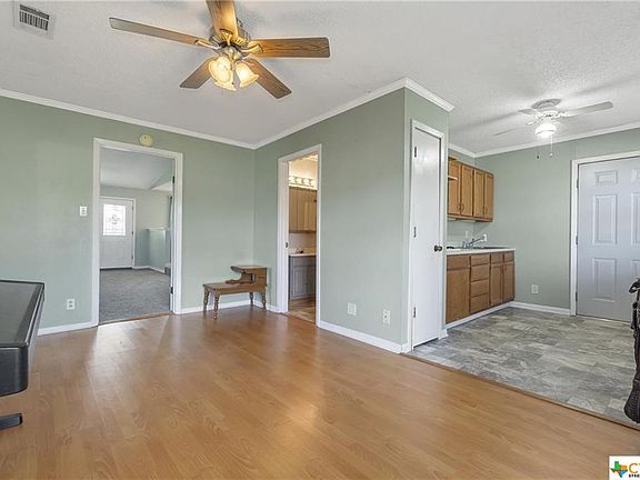 3rd image of 665 Capital Ln