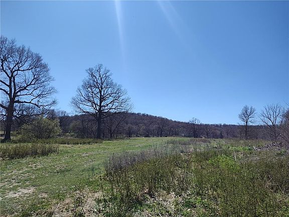 3rd image of E Hewitt Springs Rd