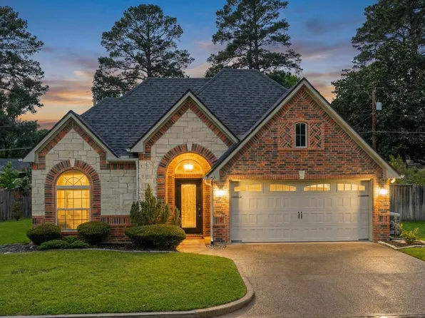 705 Cove Pl, Longview, TX 75604