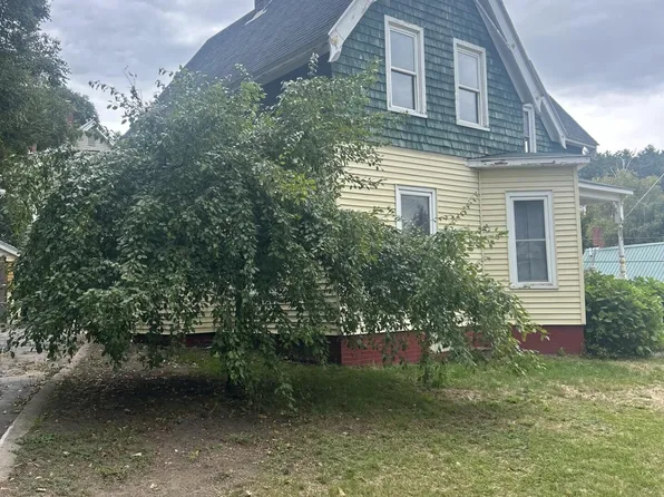 7 High Street, Livermore Falls, ME 04254